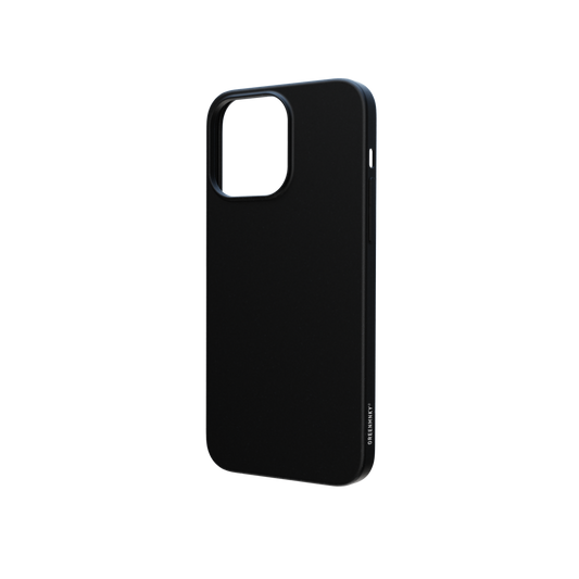 RE-Case in black @ Schwarze Handyhülle mit stoßdämpfenden Kanten und erhöhter Kamerarand – minimalistischer Schutz für iPhones. - 100% recycelt